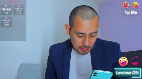 Jhony Alzate online show from December 28, 11:52 am