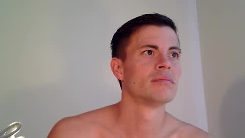   online show from February 8, 4:54 pm