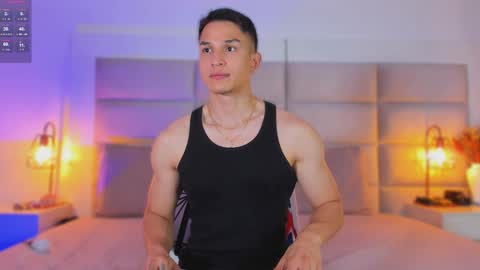 Snapshot of jhosua_hunt chatting on October 15, 5:35 pm Jhosua Hunt online show from October 15, 5:35 pm
