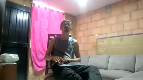 Snapshot of jhosuamoore chatting on June 4, 12:33 pm Jhosuamoore online show from June 4, 12:33 pm
