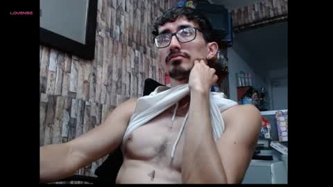 jhosuamoore2 online show from April 20, 10:22 pm