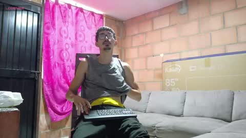 jhosuamoore2 online show from June 4, 12:33 pm