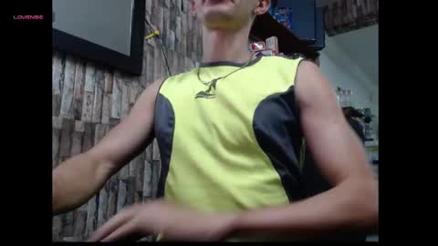jhosuamoore2 online show from June 5, 11:54 pm