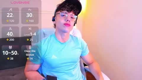 Snapshot of jhoumod_21 chatting on September 12, 10:26 am jhoumod_21 online show from September 12, 10:26 am