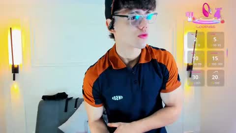 Snapshot of jhoumod_21 chatting on September 15, 12:16 pm jhoumod_21 online show from September 15, 12:16 pm