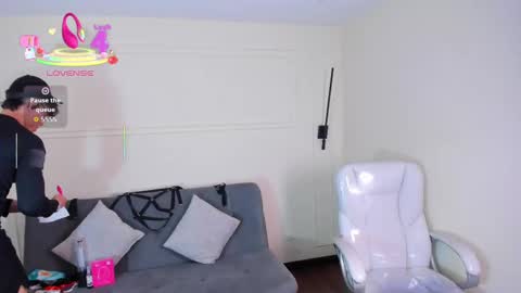 Snapshot of jhoumod_21 chatting on September 17, 10:17 am jhoumod_21 online show from September 17, 10:17 am