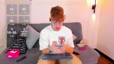 Snapshot of jhoumod_21 chatting on September 22, 12:18 pm jhoumod_21 online show from September 22, 12:18 pm