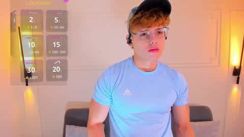 Snapshot of jhoumod_21 chatting on September 25, 10:19 am jhoumod_21 online show from September 25, 10:19 am