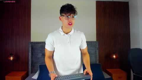 Snapshot of jhoumod_21 chatting on November 16, 3:12 am jhoumod_21 online show from November 16, 3:12 am