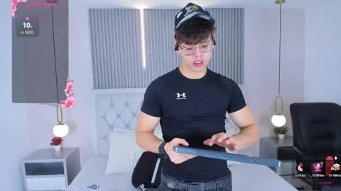 Snapshot of jhoumod_21 chatting on December 5, 3:04 am jhoumod_21 online show from December 5, 3:04 am