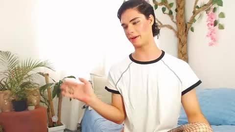 Snapshot of jhuan_cute chatting on April 17, 3:48 pm Jhuan Nhez online show from April 17, 3:48 pm