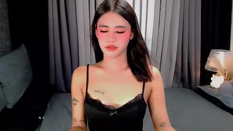 Snapshot of jhuliana_and_charles_room chatting on October 6, 2:09 am jhuliana_and_charles_room online show from October 6, 2:09 am