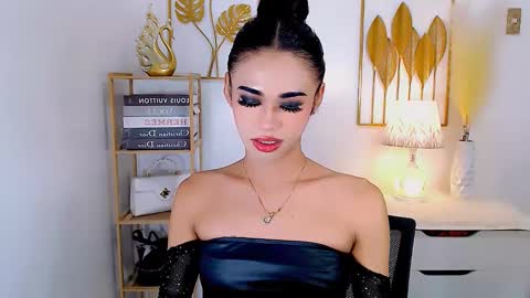 julie online show from December 9, 5:18 am