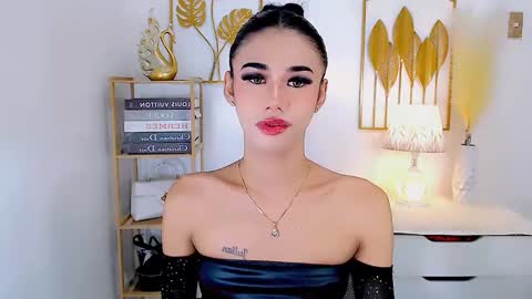 julie online show from December 10, 1:32 am