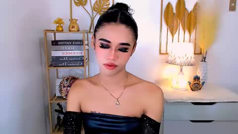 julie online show from January 2, 4:20 am