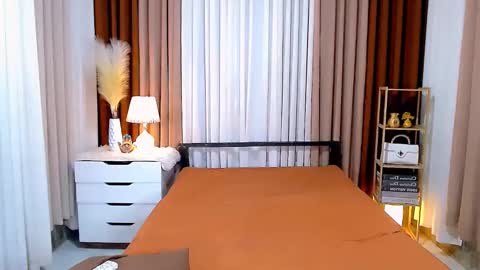 julie online show from January 13, 4:18 am