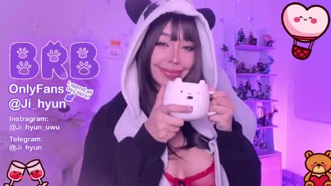 Snapshot of ji_hyun chatting on May 28, 5:43 pm Ji online show from May 28, 5:43 pm