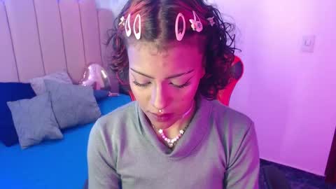 jia1111_ online show from February 24, 2:37 pm