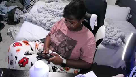 goldenbaby online show from September 20, 1:50 am