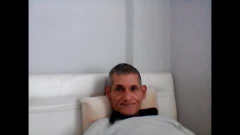 Snapshot of jigolo_golo35 chatting on January 2, 11:09 am jigolo_golo35 online show from January 2, 11:09 am