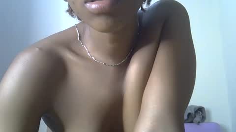 Snapshot of jilly_venus chatting on November 10, 12:53 am Jill online show from November 10, 12:53 am