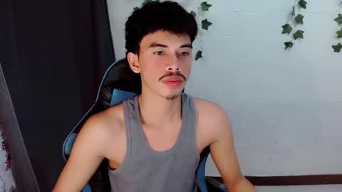 Snapshot of jim_cumxx chatting on October 5, 7:50 am JIMBOY online show from October 5, 7:50 am