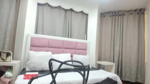 Jimena  online show from October 3, 1:08 pm