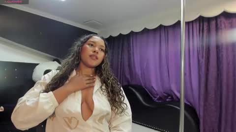 Jimena  online show from November 20, 2:23 am