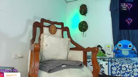 Snapshot of jimm66_ chatting on October 17, 1:53 am Jimm Independent Model online show from October 17, 1:53 am