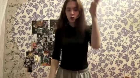 Josseline online show from March 3, 3:40 pm