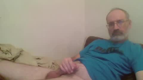 Snapshot of jimmielove2046 chatting on September 28, 3:45 am jimmielove2046 online show from September 28, 3:45 am