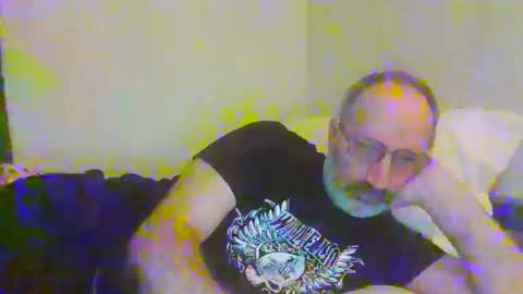 Snapshot of jimmielove47 chatting on April 18, 9:46 am jimmielove47 online show from April 18, 9:46 am