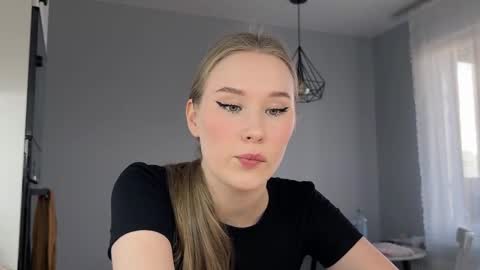 Snapshot of jimmy_and_amy chatting on September 29, 12:54 pm Amy  next stream on Wednesday Thursday Friday Saturday and Sunday at 16 pm GMT3 online show from September 29, 12:54 pm