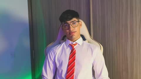 Snapshot of jimmy_leeh_ chatting on October 27, 3:32 am Jimmy Leeh online show from October 27, 3:32 am