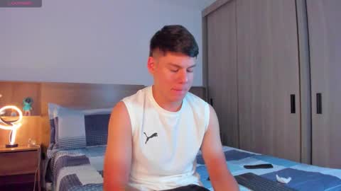 Snapshot of jimmy_vance79 chatting on November 15, 7:21 pm Jimmy Vance online show from November 15, 7:21 pm