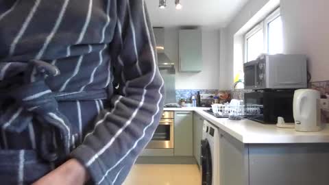 Snapshot of jimmybenido chatting on May 17, 4:36 pm Jim Redgewell online show from May 17, 4:36 pm