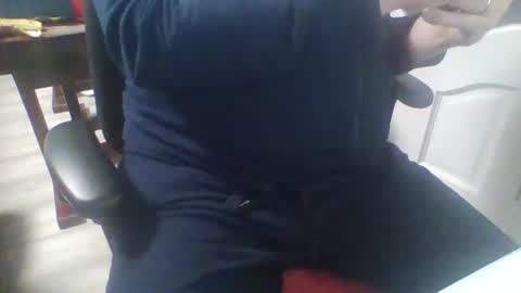 Snapshot of jimmychongax chatting on December 5, 10:33 am Jimmychongax online show from December 5, 10:33 am