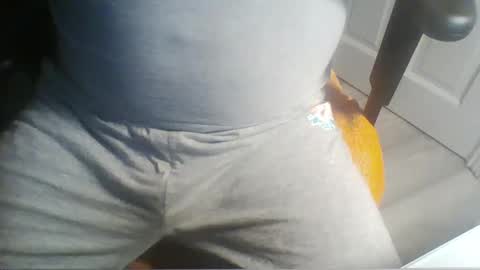 Snapshot of jimmychongax chatting on December 7, 8:38 pm Jimmychongax online show from December 7, 8:38 pm