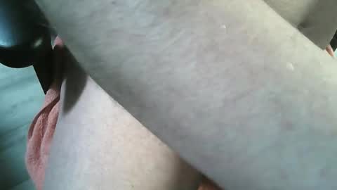 Snapshot of jimmychongax chatting on December 11, 9:01 pm Jimmychongax online show from December 11, 9:01 pm