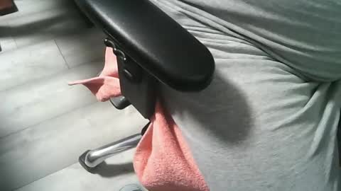 Snapshot of jimmychongax chatting on December 13, 9:35 am Jimmychongax online show from December 13, 9:35 am