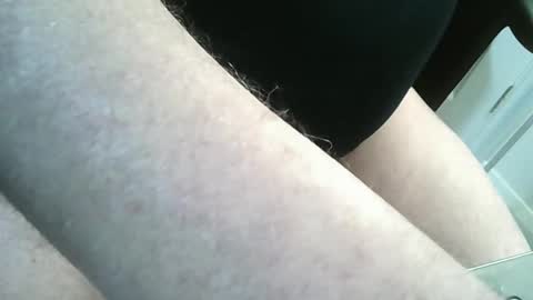 Snapshot of jimmychongax chatting on December 16, 3:22 pm Jimmychongax online show from December 16, 3:22 pm