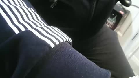 Snapshot of jimmychongax chatting on December 17, 8:45 am Jimmychongax online show from December 17, 8:45 am