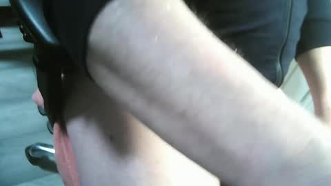 Snapshot of jimmychongax chatting on December 20, 12:05 pm Jimmychongax online show from December 20, 12:05 pm