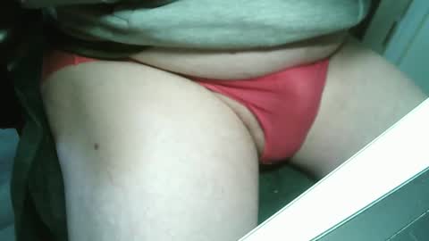 Snapshot of jimmychongax chatting on February 18, 9:43 am Jimmychongax online show from February 18, 9:43 am