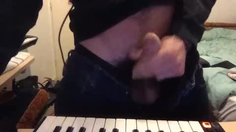 jimmyhat9000 online show from December 14, 7:40 pm