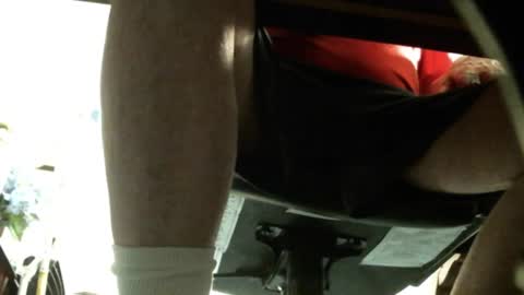 jimwellhung online show from November 19, 4:12 am