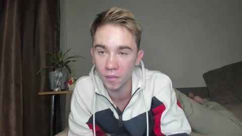 jimyti_bad_boy online show from October 18, 12:13 am