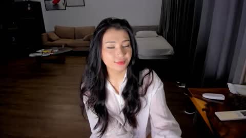 Snapshot of jina_meow chatting on November 7, 1:27 am Jina meow online show from November 7, 1:27 am