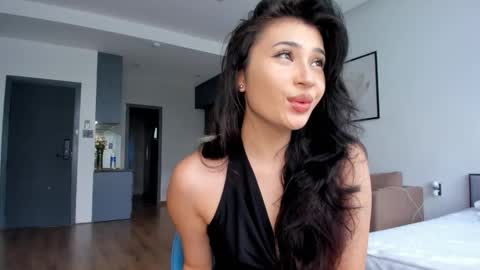 Snapshot of jina_meow chatting on December 5, 3:26 am Jina meow online show from December 5, 3:26 am