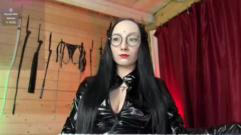 Jinhee Noir online show from March 9, 8:35 pm